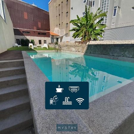 Mystay Porto Bolhao - Pool & Garden Exterior photo